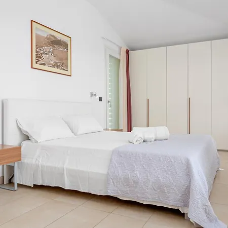 Apartmán Marconi 12a Attico Golfo Aranci